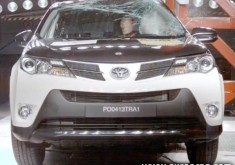 Краш-тесты Toyota RAV4, Auris, Skoda Octavia и Renault Zoe 2013 (видео)