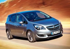 Opel выпустила обновленную версию компактвэна Meriva